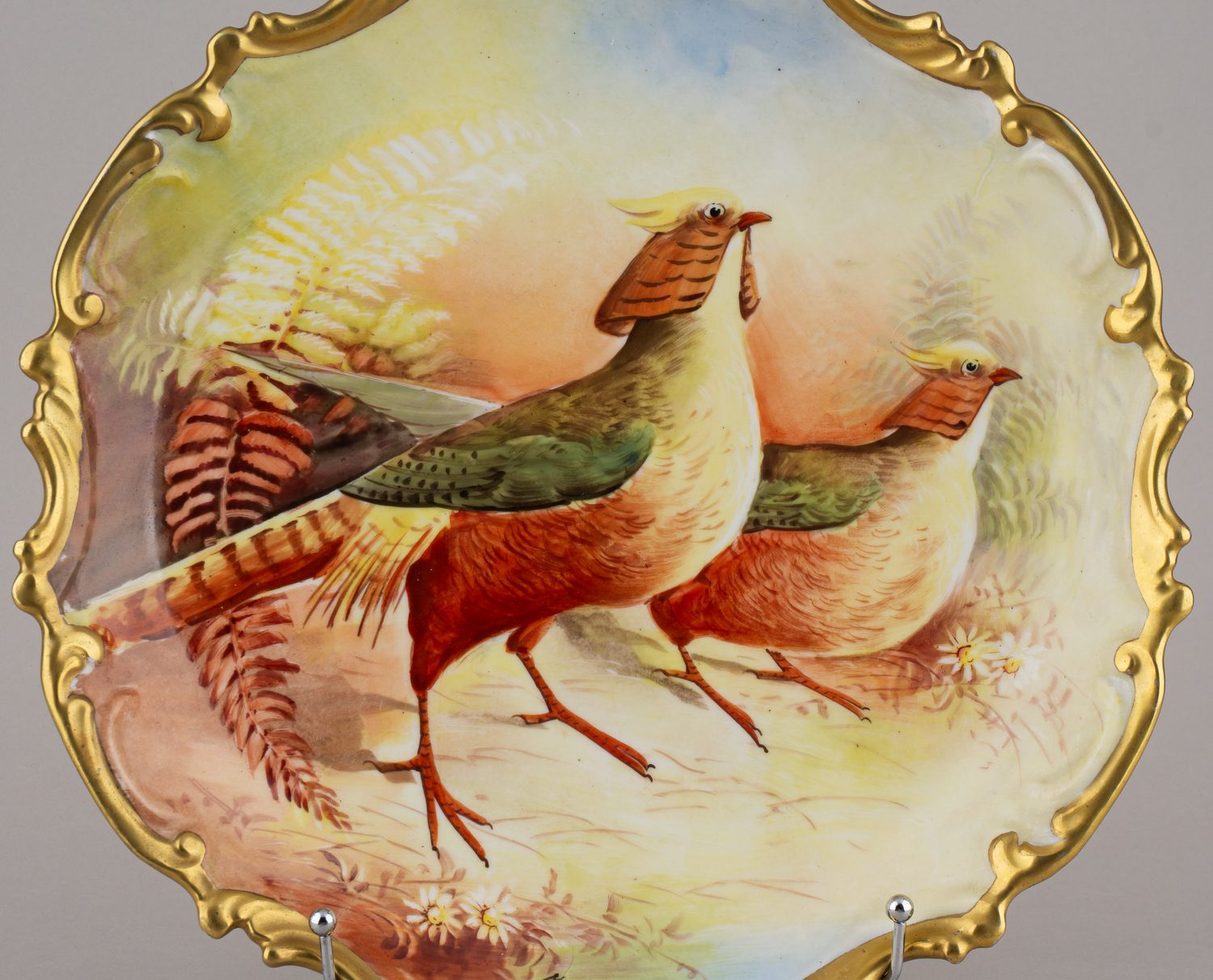 Большая настенная тарелка с изображением фазанов. Франция, Лимож, фабрика Coiffe Jeune,1891–1914 годы.