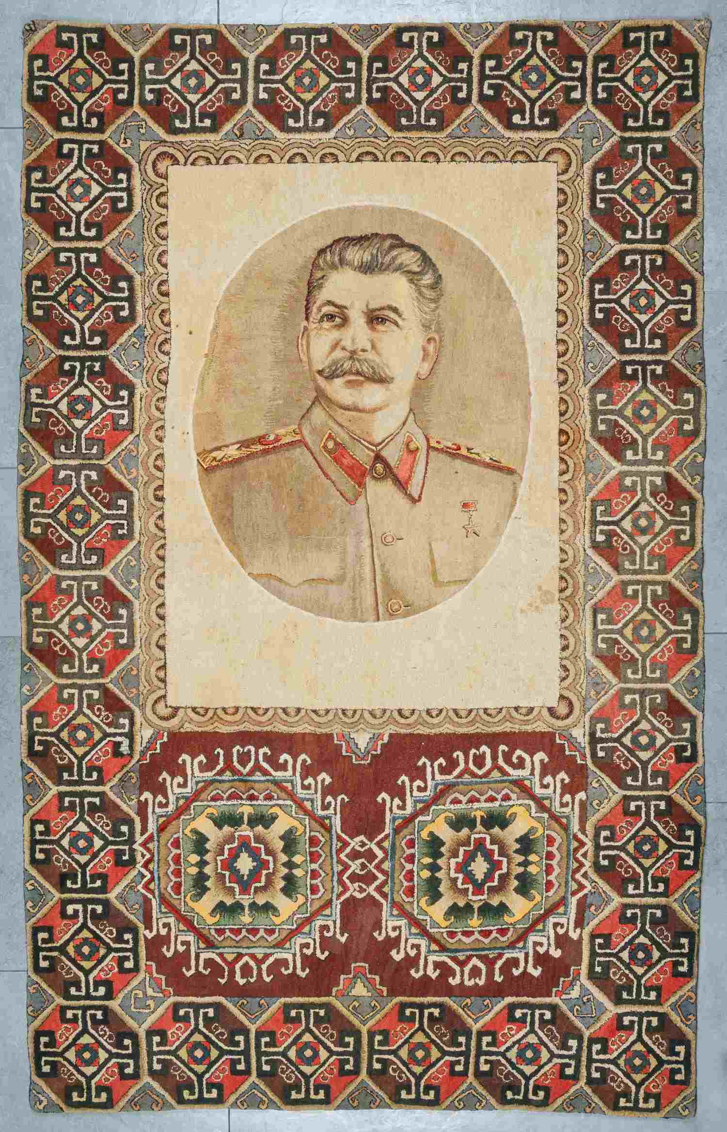 Ковёр с портретом Сталина. СССР. 1940-1950-е годы.