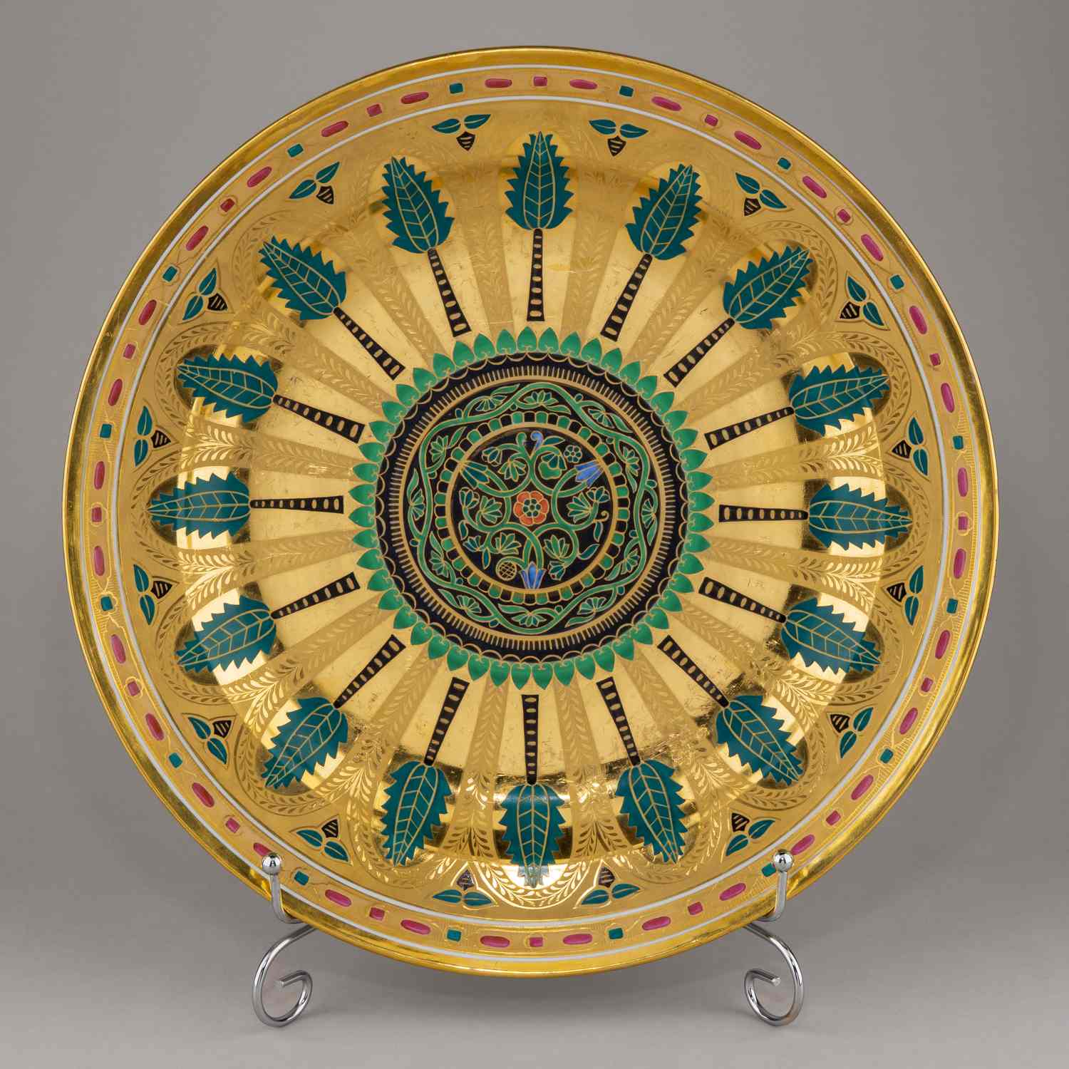 Блюдо из Кремлевского сервиза. Россия, Санкт-Петербург, Императорский Фарфоровый завод, по проекту Ф.Г. Солнцева, 1837-1838 годы.