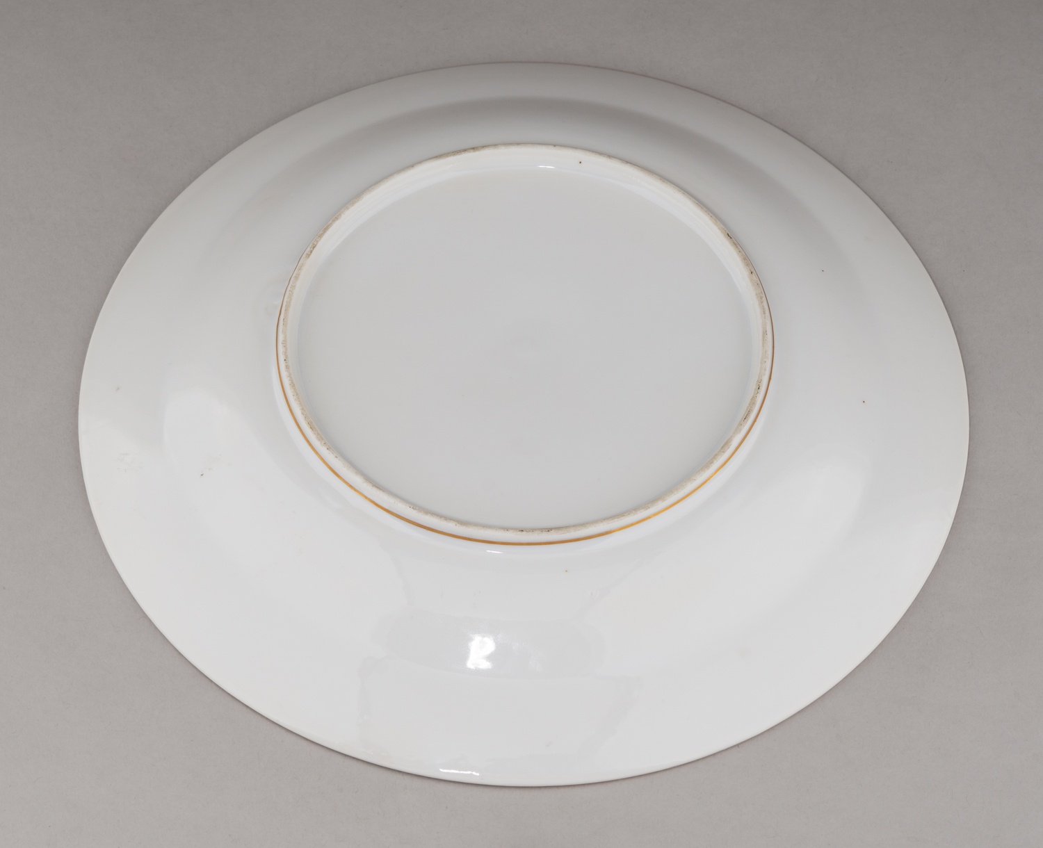 (Кремлевский сервиз) Тарелка десертная, дополнение к Кремлевскому сервизу. Россия, Санкт-Петербург, по проекту Ф.Г. Солнцева. XX век.