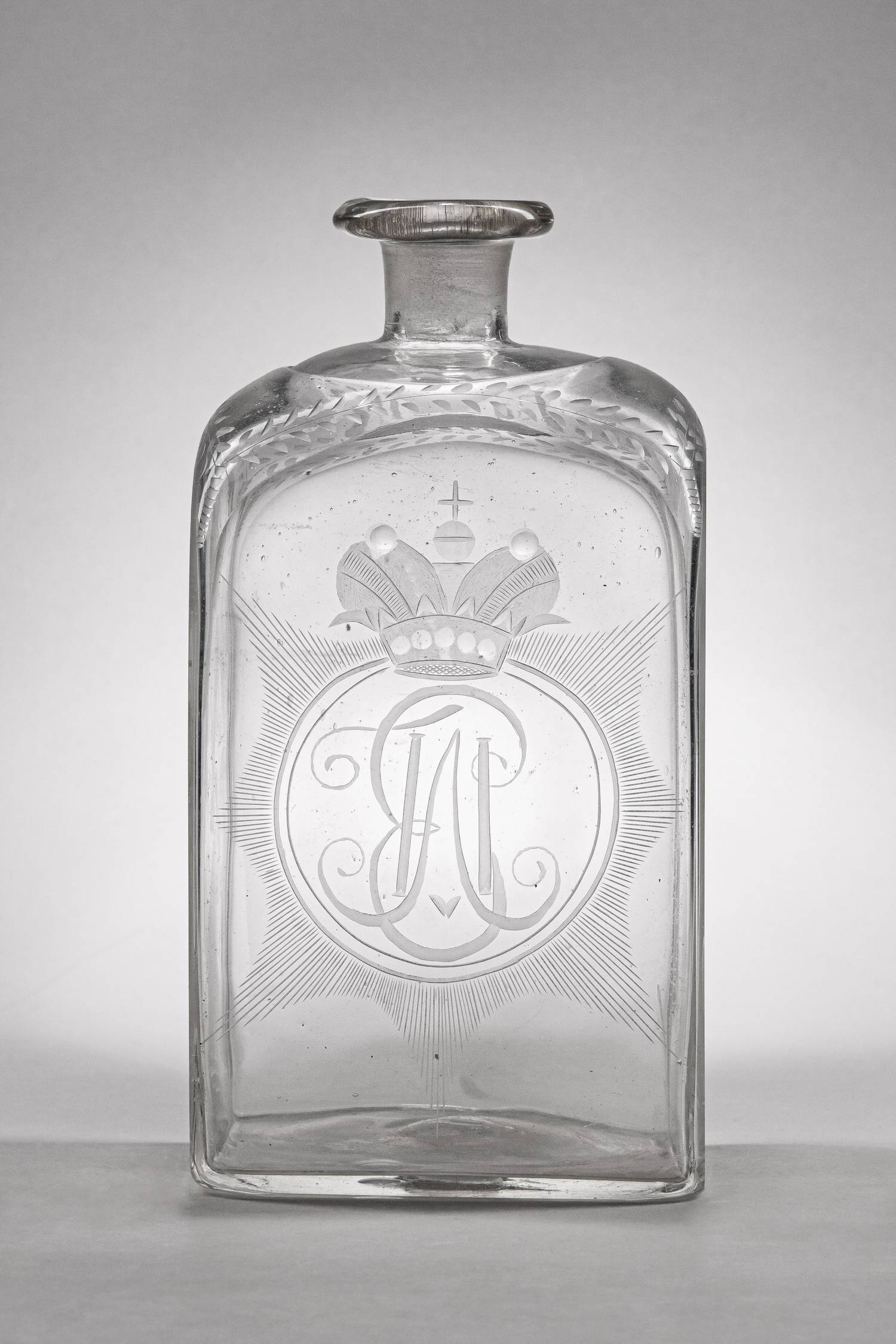 (С экспертизой) Штоф с вензелем Екатерины II. 
Россия, конец XVIII в.