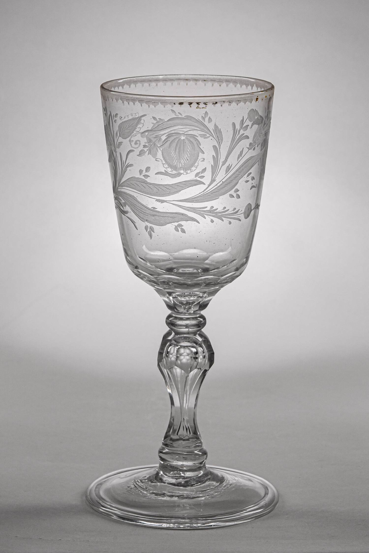 (С экспертизой) Бокал с флоральным узором. 
Россия, Завод Потемкина, 1780-е годы.