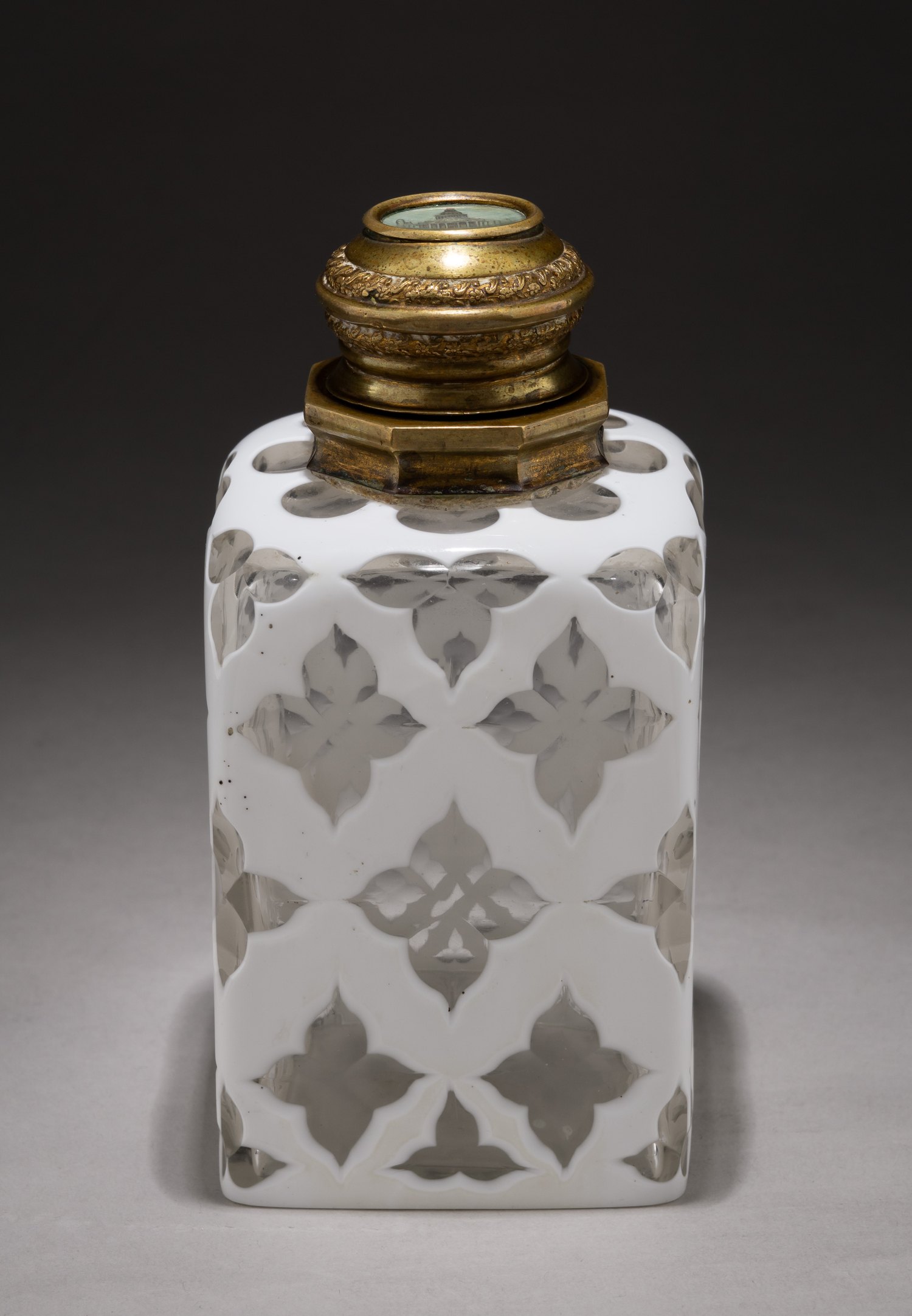 Чайница с миниатюрой Пантеона в Париже. Середина XIX века.