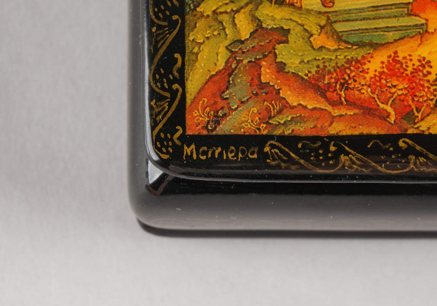 Собрание лаковой миниатюры. Восемь шкатулок и портсигар. СССР, Палех, Мстера, Холуй, Федоскино,1980-е-1990-е.