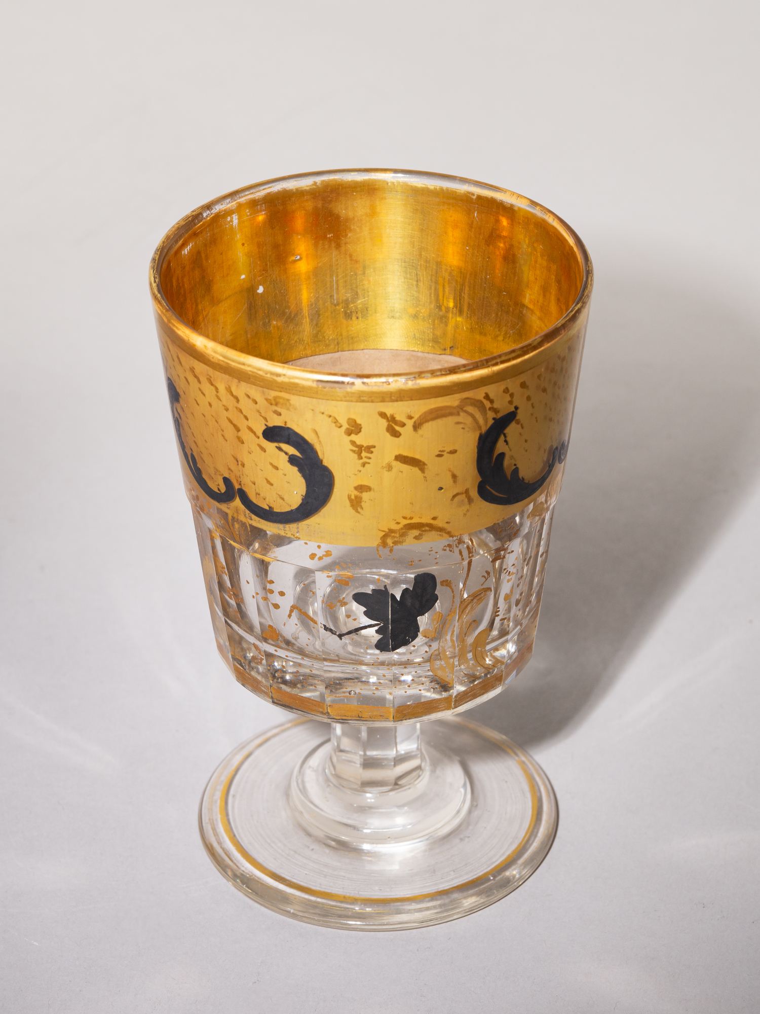 (Редкость. Санкт-Петербург. ИСЗ) Бокал с изображением панорамного вида Санкт-Петербурга.
Россия, Императорский стеклянный завод, 1830-е – 1840-е годы.