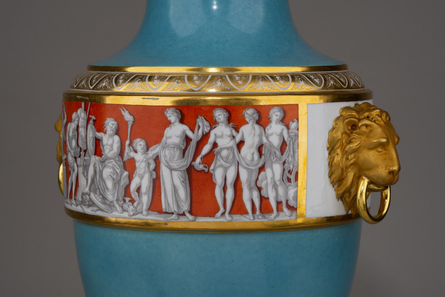 (ИФЗ. Две экспертизы) Ваза с фризом в античном вкусе.
Россия, Санкт-Петербург, Императорский фарфоровый завод, по модели А.К. Шписа. 1870-е годы.