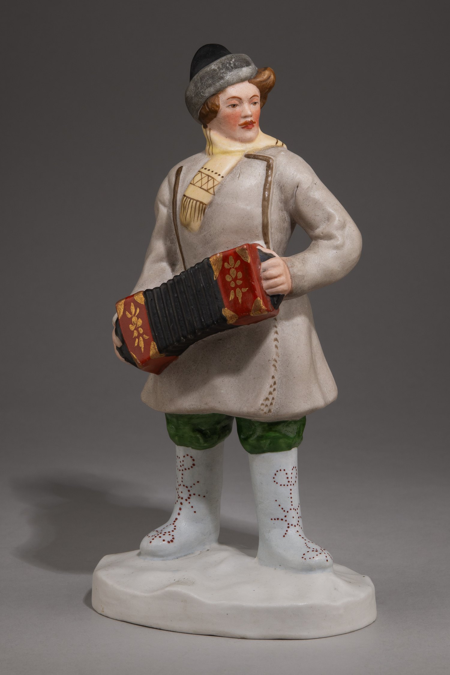 (Б.М. Кустодиев) Скульптура «Гармонист». Россия, СССР, Дмитровский фарфоровый завод, автор модели Б.М. Кустодиев (модель 1923 года), 1930-1932.