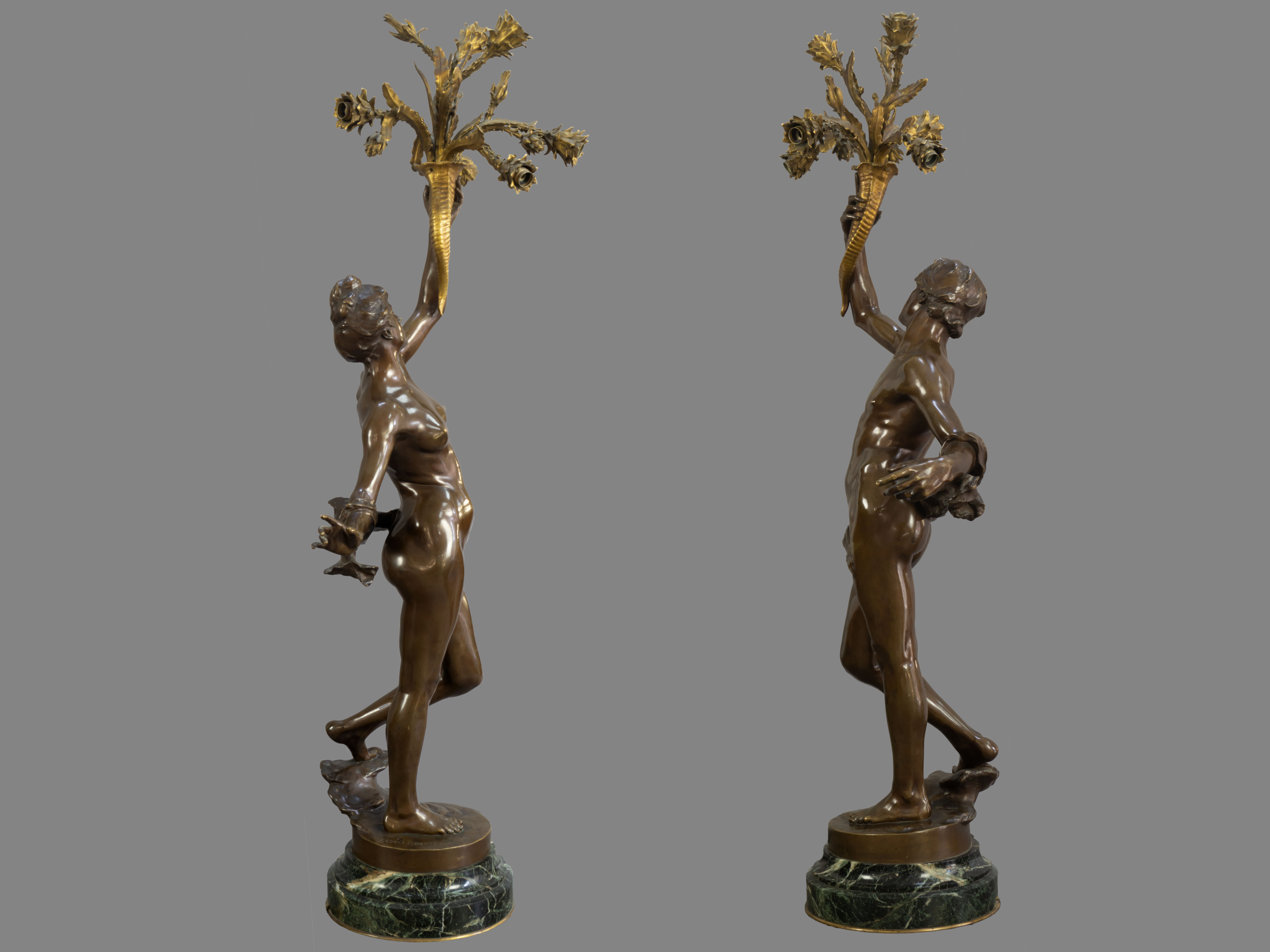 (1.5 метра. Музейная ценность. С экспертизой) Парные скульптурные светильники-торшеры в виде женской и мужской фигур.
Франция, Париж, скульптор Жорж Баро, отливка фабрики Фердинанда Барбедьена, около 1890.