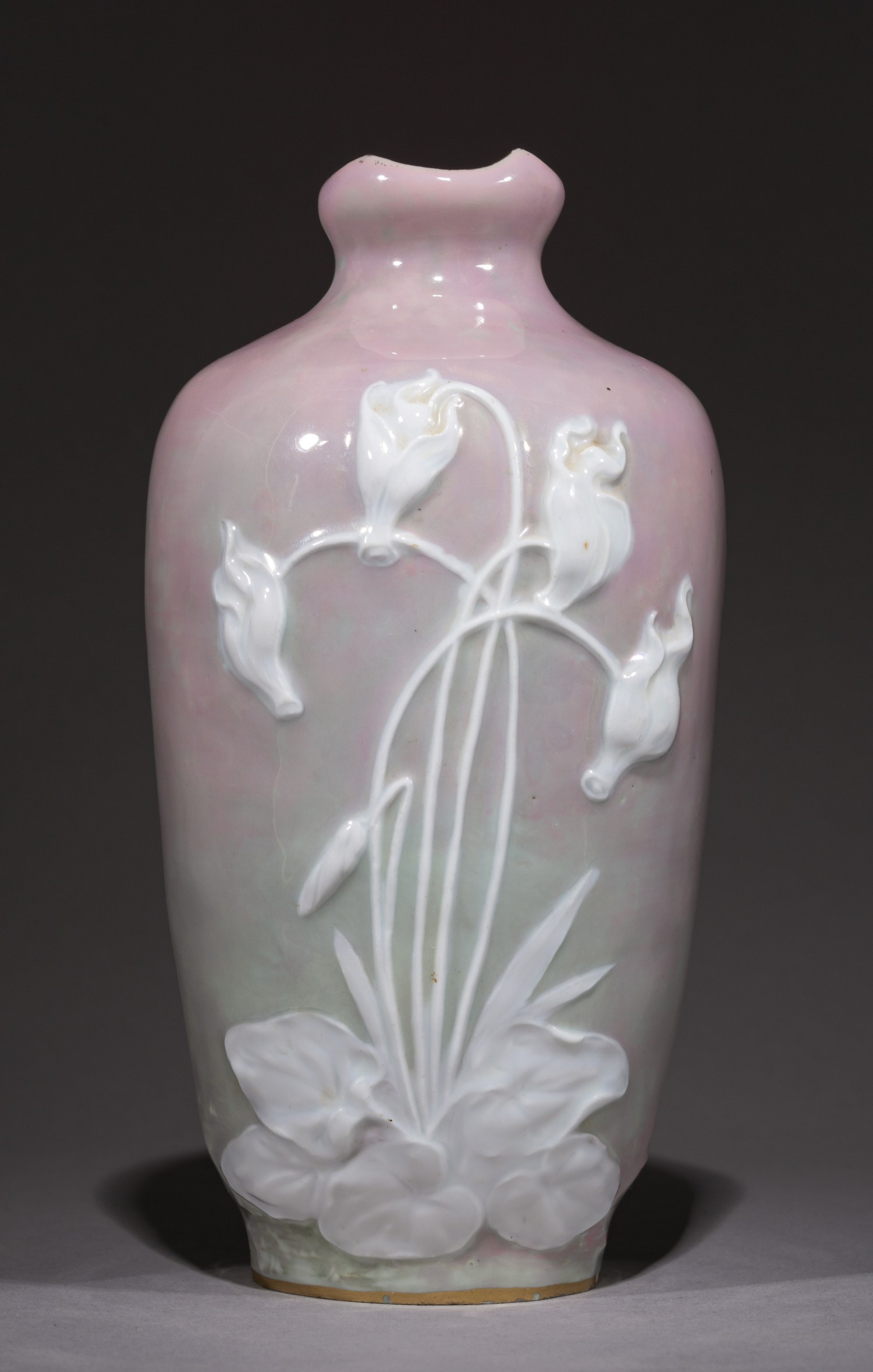 (Пат-сюр-пат. Модерн.) Ваза «Обнажённая». Германия, Розенталь, Кронах, (Bauer Rosenthal & Co.), художник Оппель Адольф, 1900-е годы.