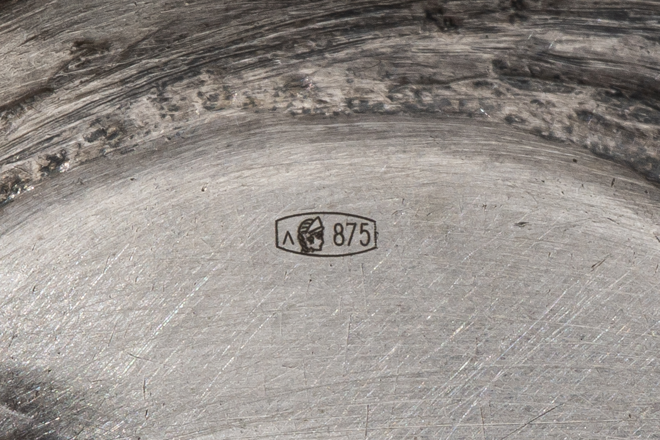 Пепельница в стиле модерн с ящерицей.
Россия(?), конец XIX – начало XX века.