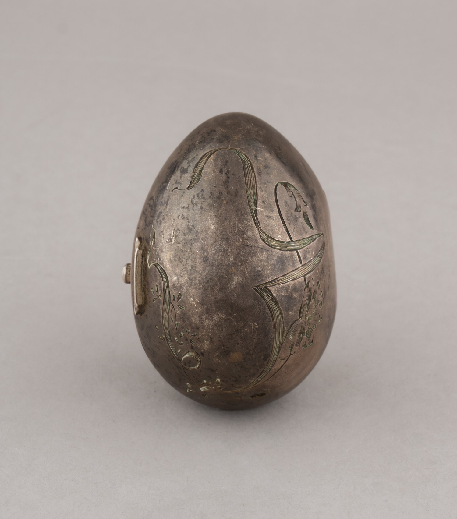 Кошелек в форме пасхального яйца. 
Россия, Москва, мастер-монограммист «ВЕ», 1908–1917 годы.