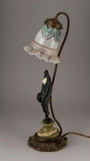 (Венская бронза) Лампа в стиле модерн с фигурами девушки и юноши. Австрия, Вена, скульптор – Пётр Терещук, начало XX века.