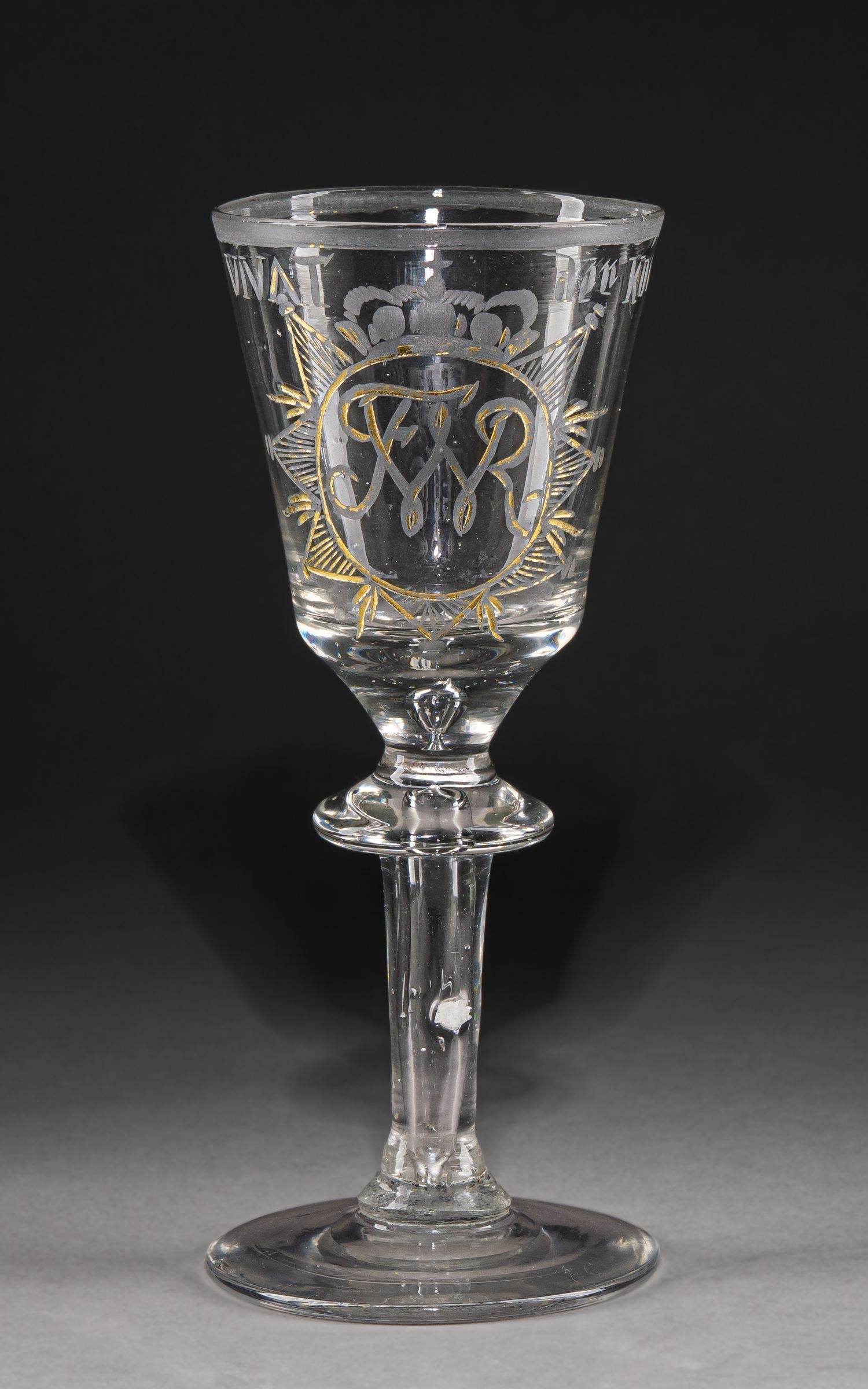 Бокал с вензелем Фридриха Вильгельма I, и гравировкой «Да здравствует король!». Пруссия, Бранденбург, 1713-1740 годы.