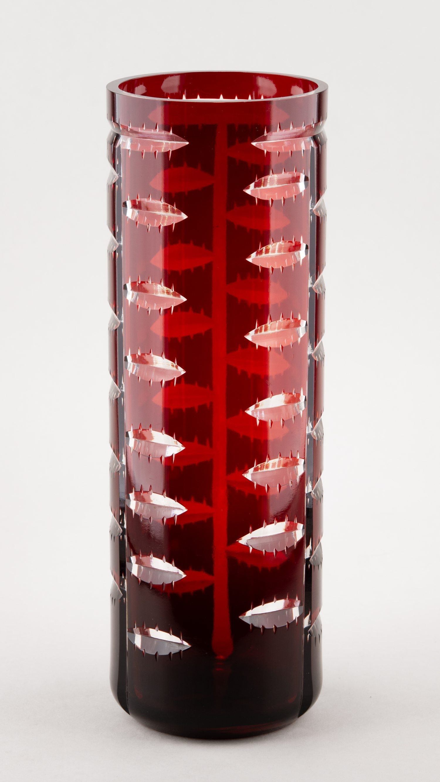 Ваза «рубиновая». СССР, 1970-е годы.