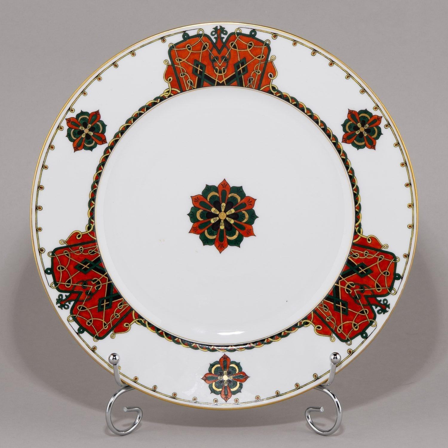 (Корниловы) Тарелка в русском стиле. 
Россия, Санкт-Петербург, Завод братьев Корниловых, 1884–1917 годы.