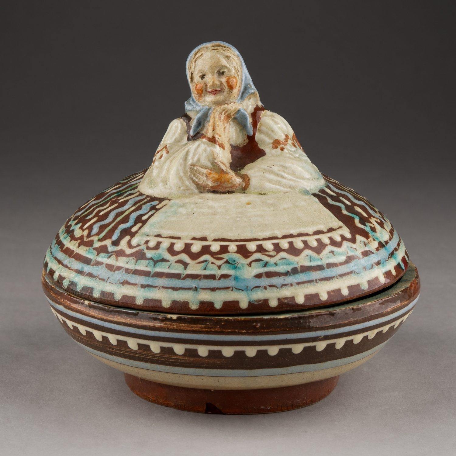 (Из образцовой завода) Коллекционная шкатулка «Матрешка». СССР,  скульптор Ассанова Алевтина Владимировна, 1960.