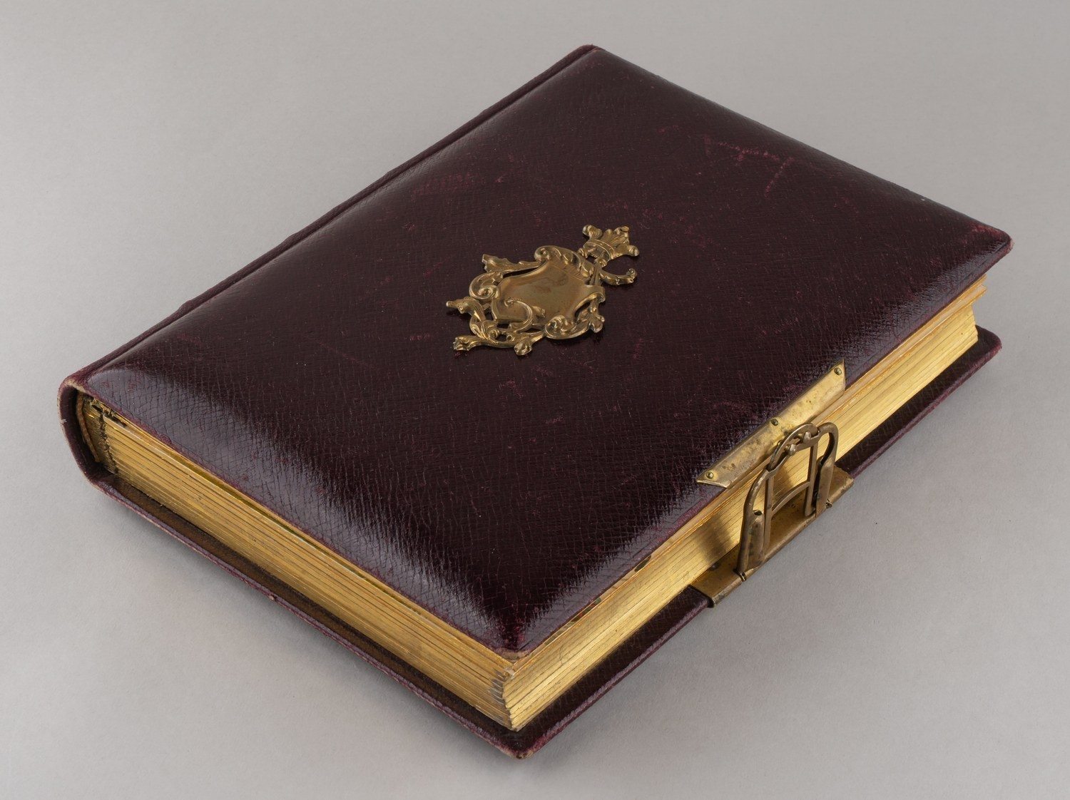 Альбом для фото с хромолитографиями.  Европа, конец XIX - начало XX века.