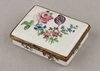 Табакерка с изображением цветов и портретом красавицы в цветочном убранстве. 
Западная Европа, середина XVIII века.