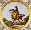 Тарелка с изображением наездницы на коне. Франция, первая треть XIX века.