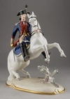 (Нимфенбург) Скульптура «Драгунский офицер». Германия, Нимфенбург (Nymphenburg), 1920-1930 годы.
