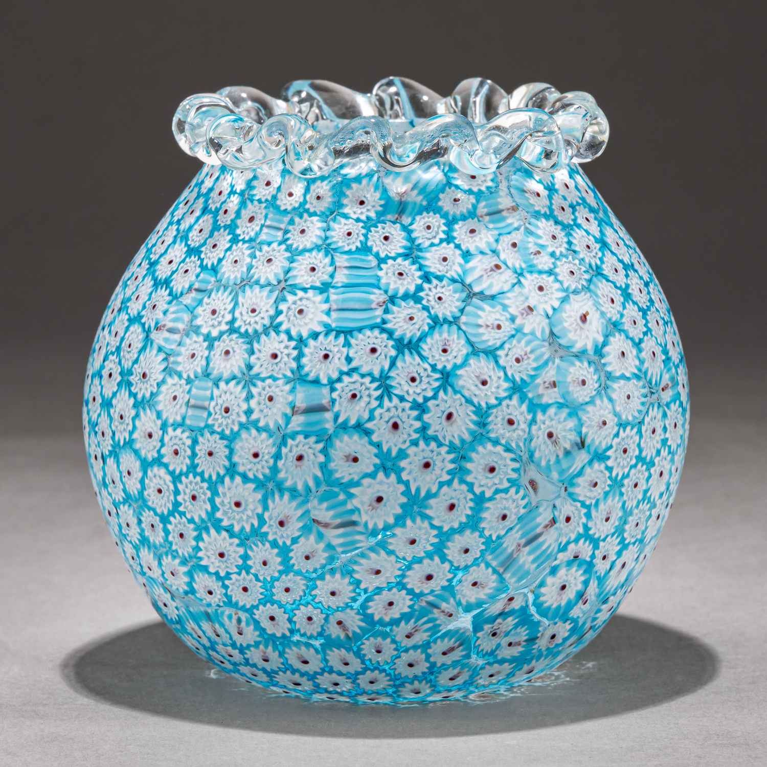 (Мурано) Вазочка в технике миллефиори.
Италия, Мурано, начало XX века.