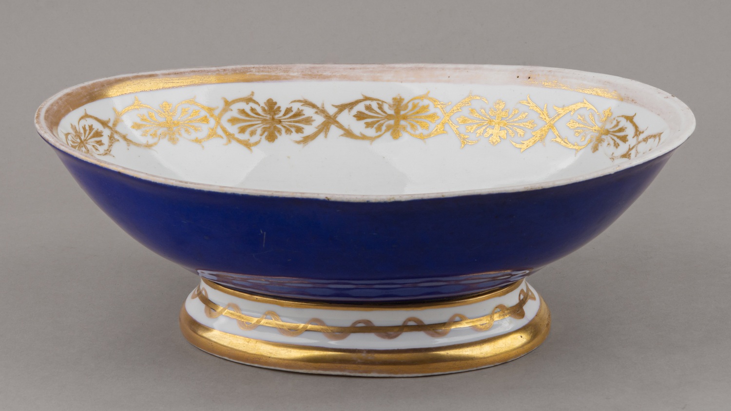 Салатник. Россия, Императорский фарфоровый завод, 1855-1881 годы.