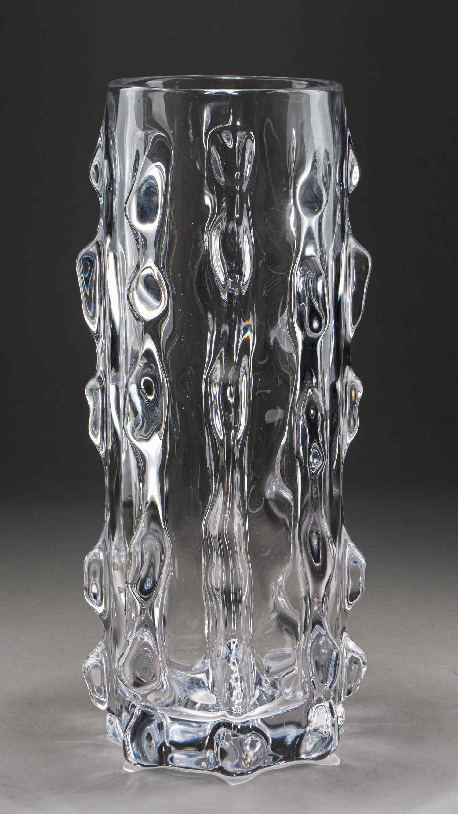 Ваза в гутной технике. СССР, 1960-е-1970-е годы.