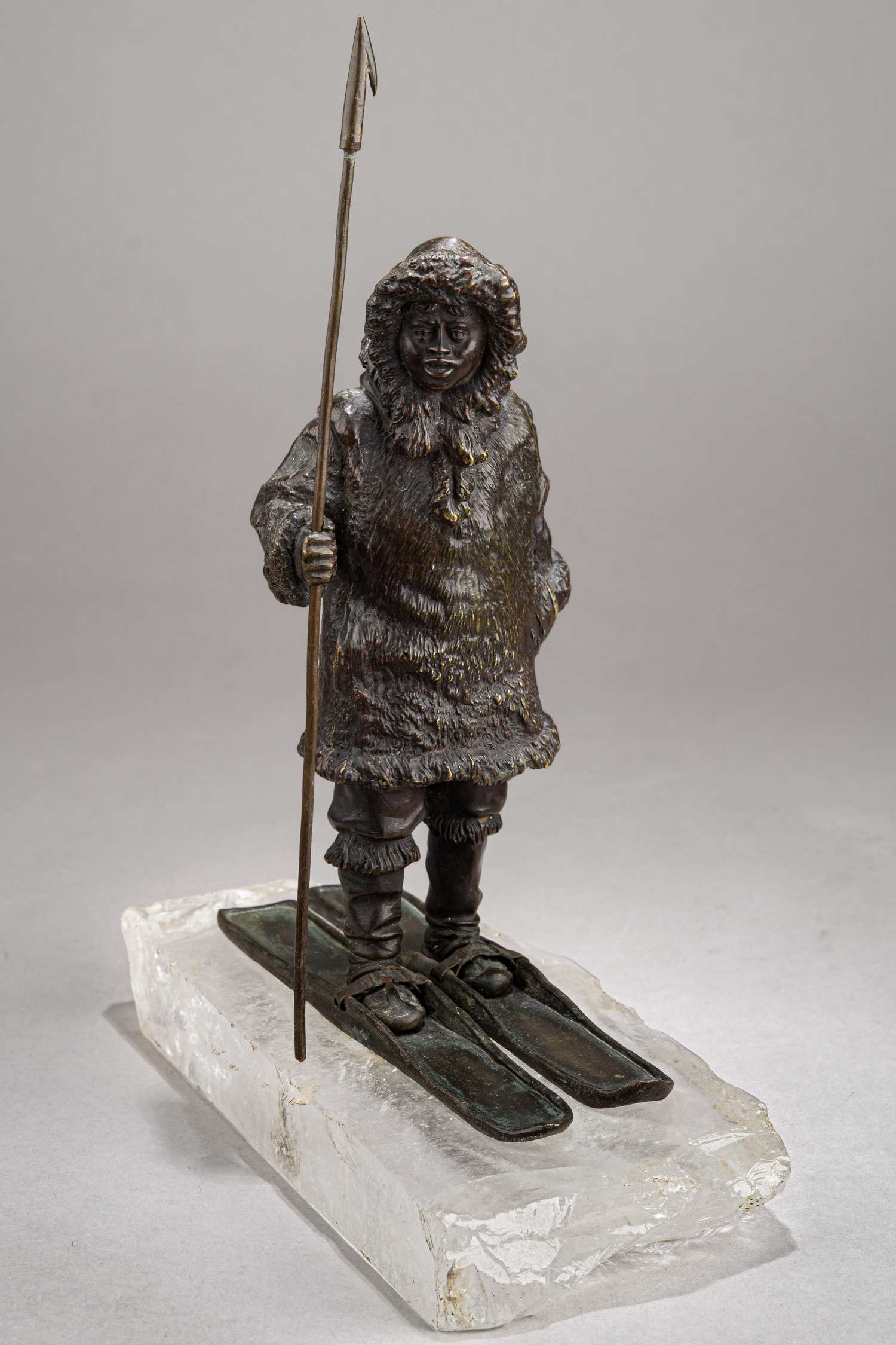 (С экспертизой. Либерих) Скульптура «Самоед на лыжах». 
Россия, Санкт-Петербург, скульптор Н.И. Либерих, модель 1863 года; литье фабрики К.Ф.Верфеля предположительно, 1880-е -1890-е годы.