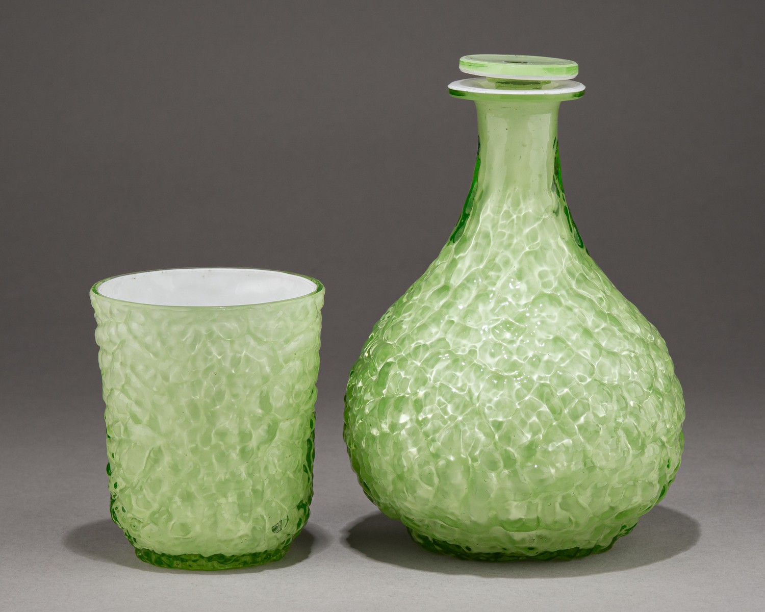 (Бахметевский завод ) Графин и стакан салатового перлового стекла.
Россия, Николо-Бахметевский завод, 1840-50-е годы.