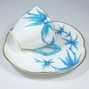 (Royal Worcester) Чайная пара с росписью в виде сказочного бирюзового бамбука.
Англия, Royal Worcester, 1879.