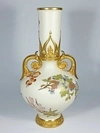 (Royal Worcester) Ваза с изображением цветов из серии «Blush Ivory». Англия, завод Royal Worcester, 1885-1889-е годы.
