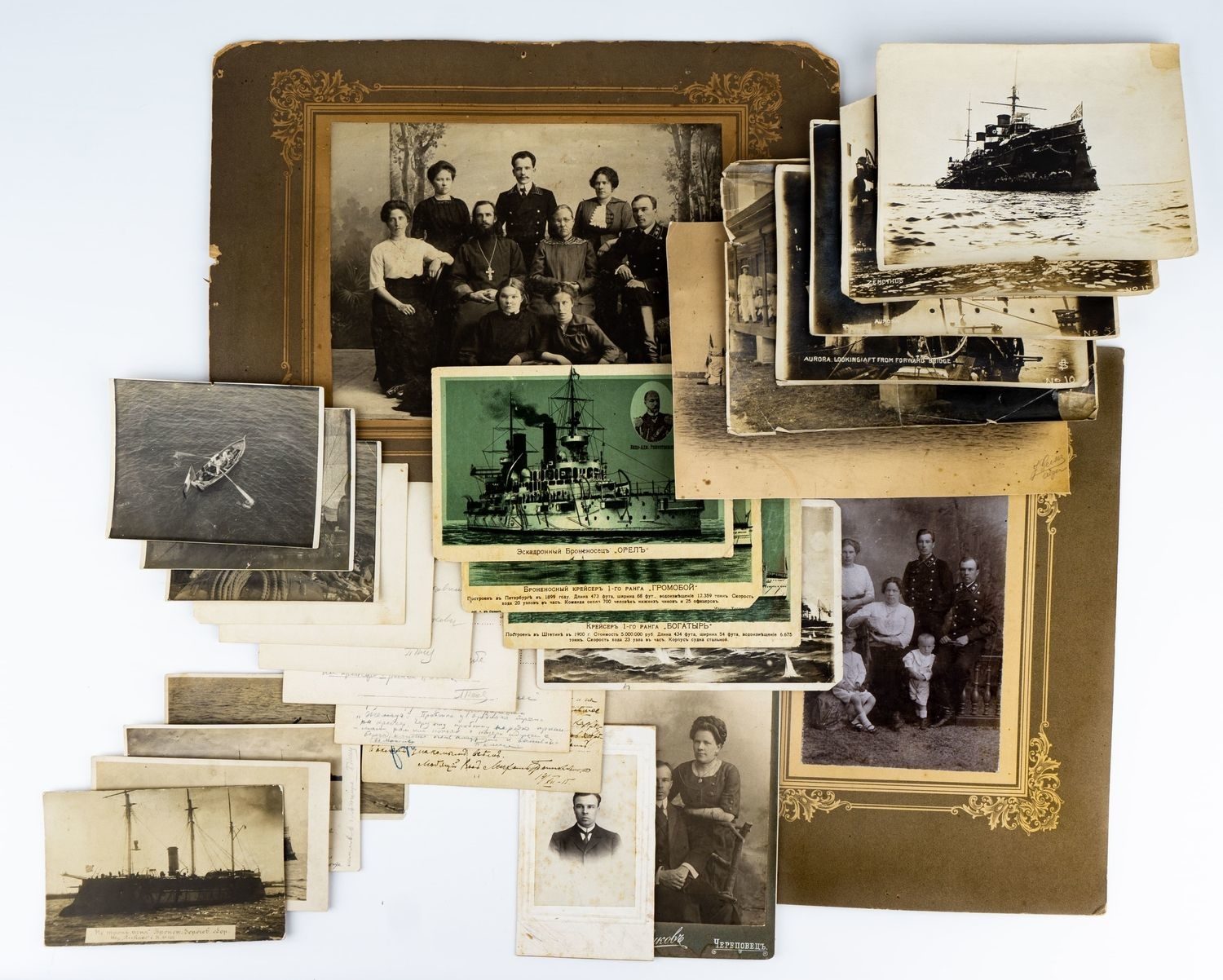 Фотоархив (61 фотография) машинного квартирмейстера крейсера «Олег», участника Цусимского сражения Павла Александровича Киселёва. Нач. XX века.
